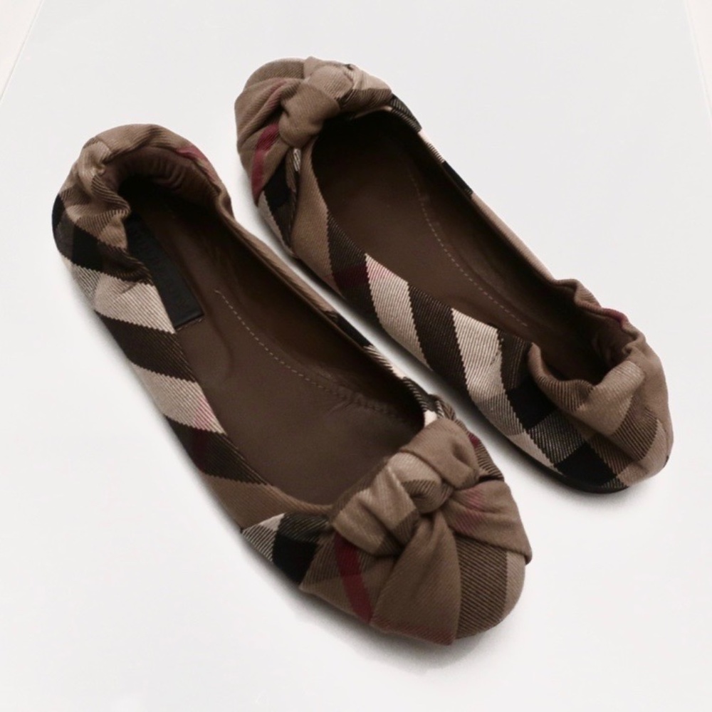 Burberry Prorsum Nova Check Ballet Flats size 38.5